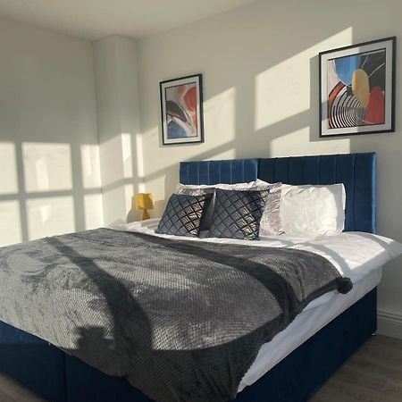 2 Bedroom Apartment - Flitwick - Contractor Friendly - Tourist Ready - Full Kitchen - Wifi - Smart Tv - Sofa Bed - Free Parking - Ideal For Short Or Long Stays ภายนอก รูปภาพ